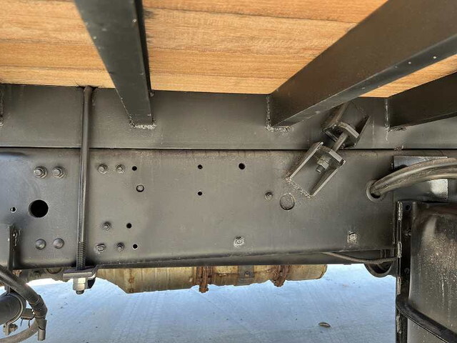 三菱ふそうファイターセルフクレーン3段増トン（6t・8t）[写真21]