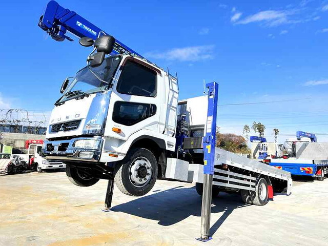 三菱ふそうファイターセルフクレーン3段増トン（6t・8t）[写真03]