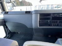 三菱ふそうファイターセルフクレーン3段増トン（6t・8t）[写真38]