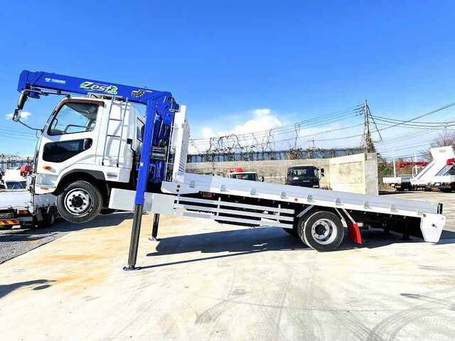 三菱ふそうファイターセルフクレーン3段増トン（6t・8t）[写真05]