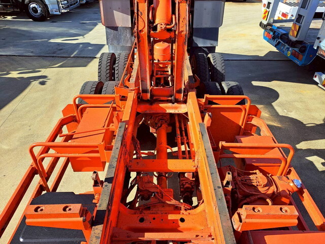 日野プロフィアダンプ大型（10t）[写真11]