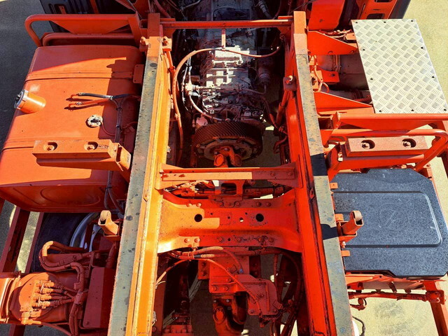 日野プロフィアダンプ大型（10t）[写真12]