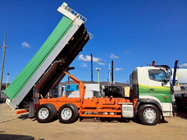 日野プロフィアダンプ大型（10t）[写真16]