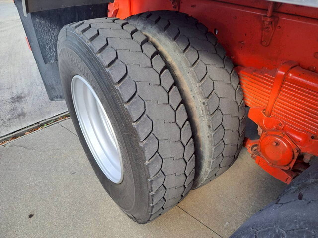 日野プロフィアダンプ大型（10t）[写真23]