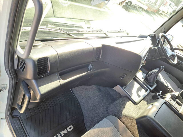 日野プロフィアダンプ大型（10t）[写真06]