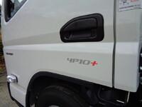 三菱ふそうキャンターコンテナ専用車小型（2t・3t）[写真13]