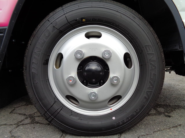 三菱ふそうキャンターコンテナ専用車小型（2t・3t）[写真18]