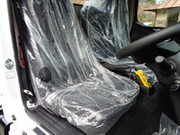 三菱ふそうキャンターコンテナ専用車小型（2t・3t）[写真23]