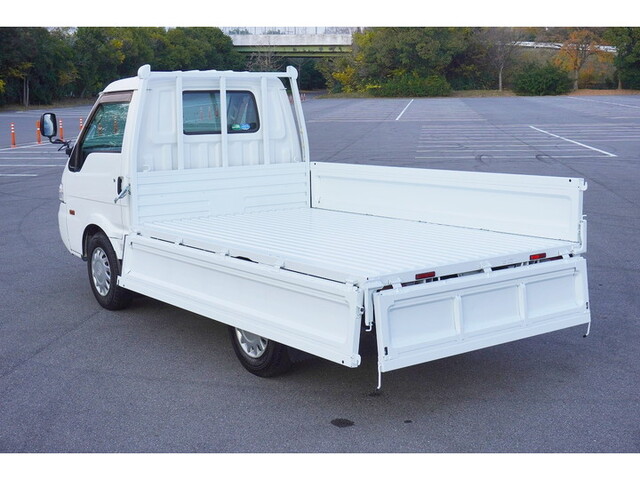 中古平ボディ マツダ 三重・静岡・富山 ボンゴ（DBF-SLP2T）（2,590kg