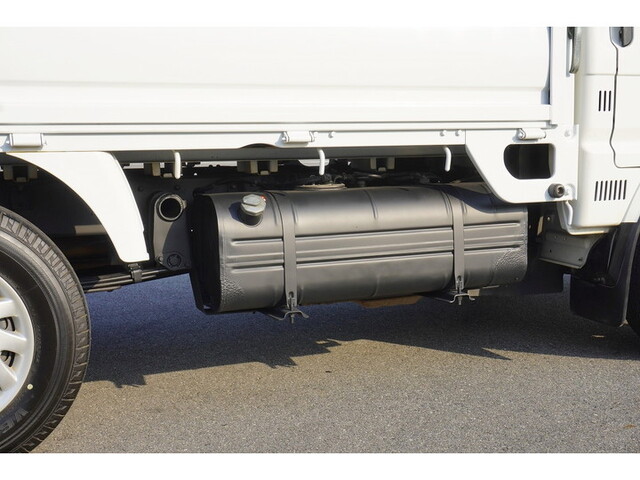 マツダボンゴ平ボディ小型（2t・3t）[写真24]