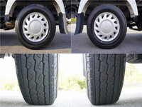 マツダボンゴ平ボディ小型（2t・3t）[写真29]