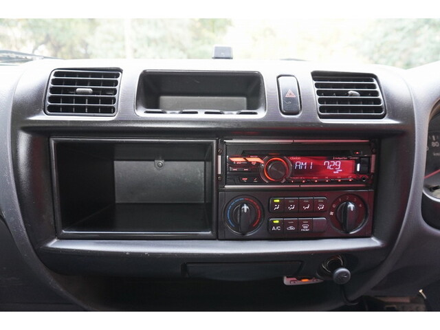 マツダボンゴ平ボディ小型（2t・3t）[写真33]