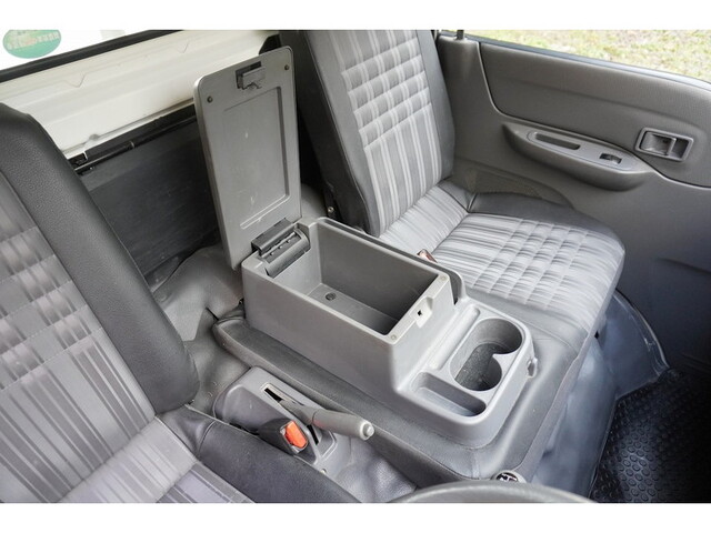 マツダボンゴ平ボディ小型（2t・3t）[写真39]