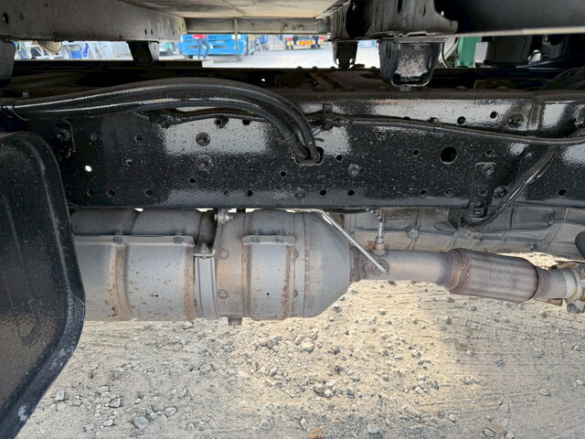 日野デュトロ平ボディ小型（2t・3t）[写真19]