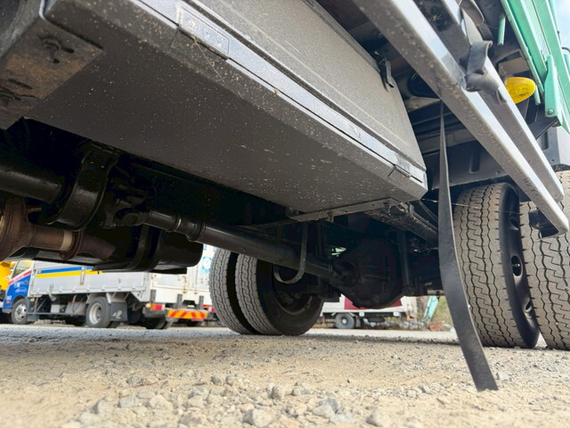 日野デュトロ平ボディ小型（2t・3t）[写真26]