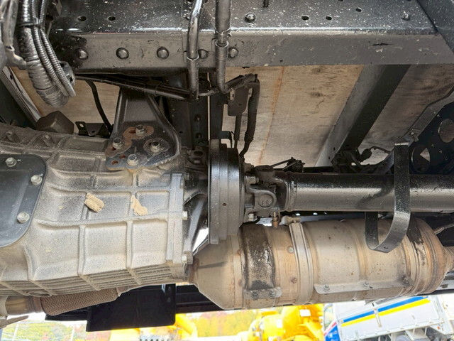 日野デュトロ平ボディ小型（2t・3t）[写真29]