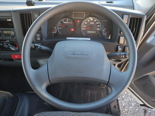 いすゞエルフ平ボディ小型（2t・3t）[写真04]