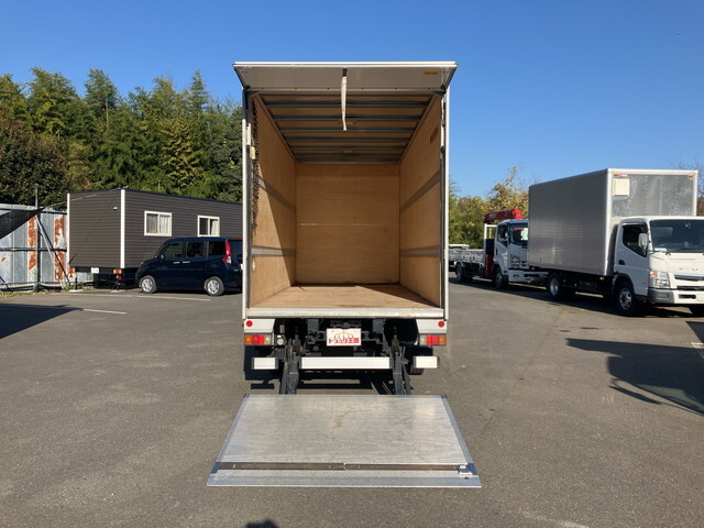 いすゞエルフアルミバン小型（2t・3t）[写真10]