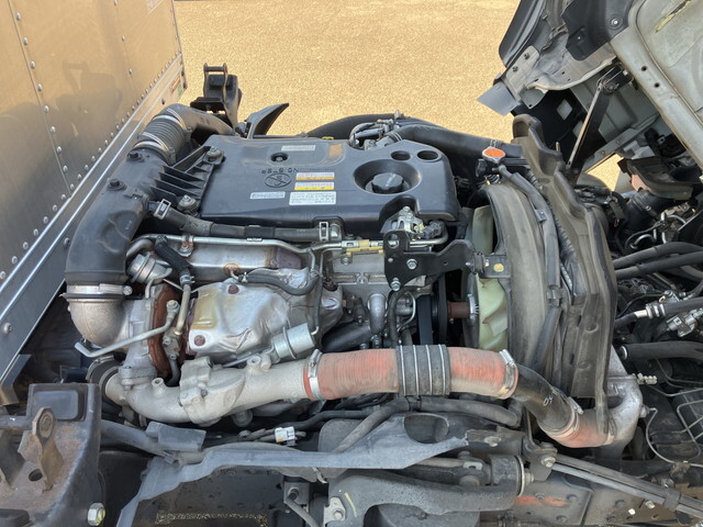 いすゞエルフアルミバン小型（2t・3t）[写真27]