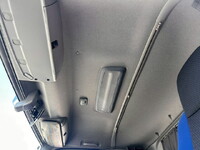 いすゞギガアルミウイング大型（10t）[写真20]