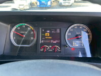 いすゞギガアルミウイング大型（10t）[写真22]