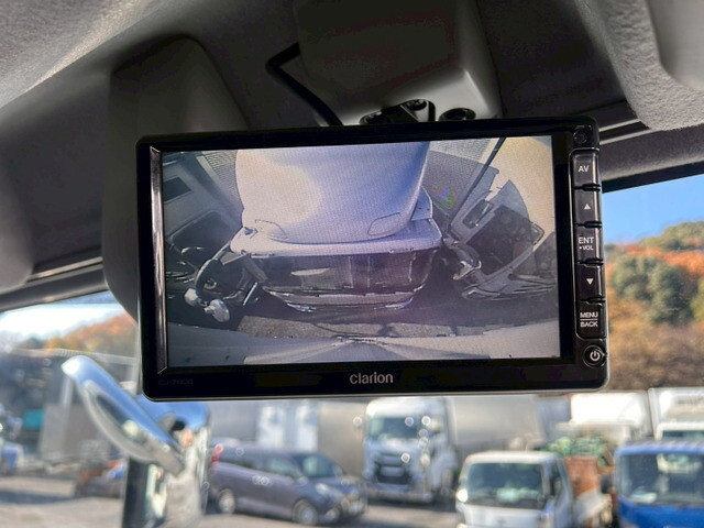 いすゞギガアルミウイング大型（10t）[写真28]