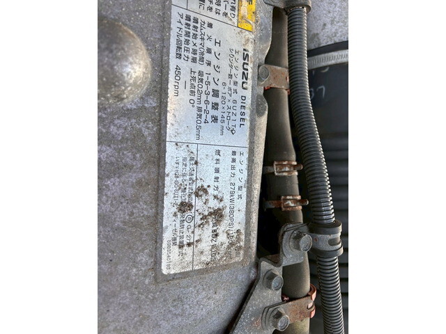 いすゞギガアルミウイング大型（10t）[写真30]