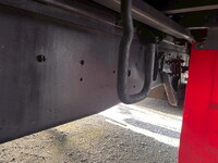 いすゞギガアルミウイング大型（10t）[写真35]