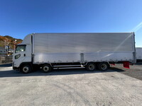 いすゞギガアルミウイング大型（10t）[写真09]