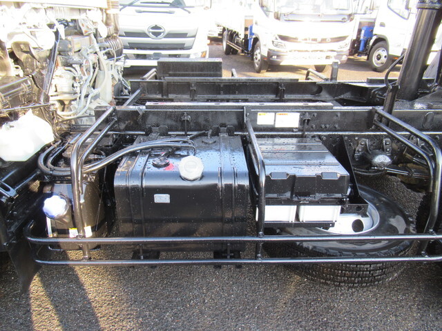 いすゞフォワードダンプ中型（4t）[写真17]