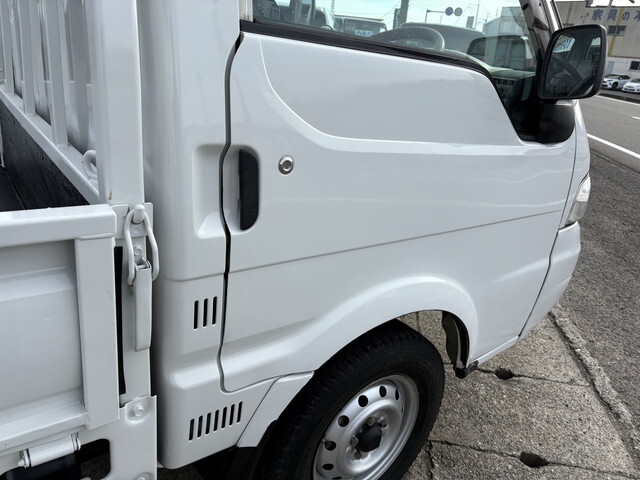 マツダボンゴ平ボディ小型（2t・3t）[写真05]