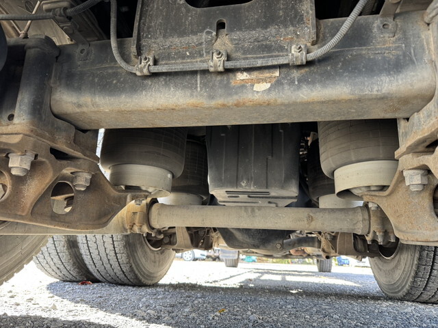 日野プロフィアアルミブロック大型（10t）[写真10]