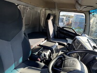 日野プロフィアアルミブロック大型（10t）[写真18]