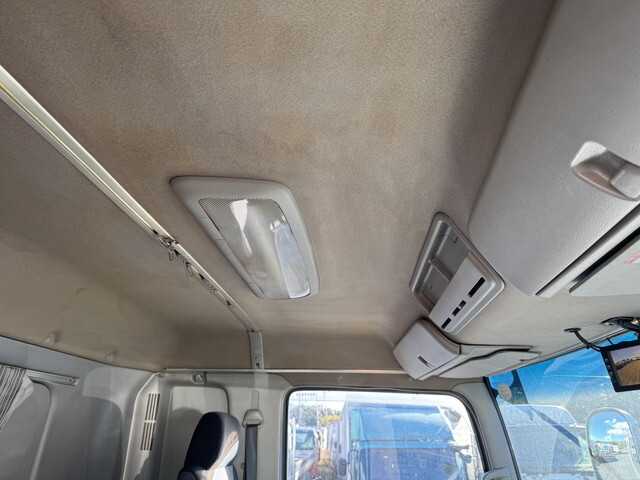 日野プロフィアアルミブロック大型（10t）[写真20]