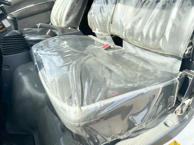 いすゞエルフクレーン3段小型（2t・3t）[写真10]