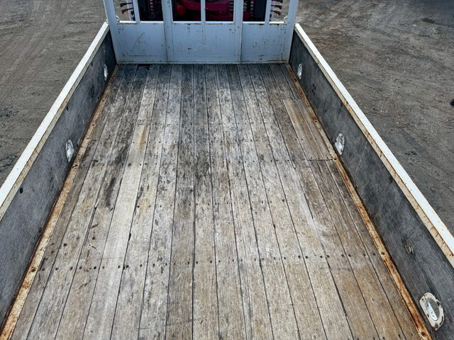 いすゞエルフクレーン3段小型（2t・3t）[写真16]