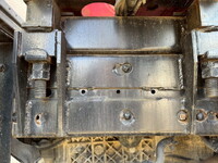 いすゞエルフクレーン3段小型（2t・3t）[写真27]