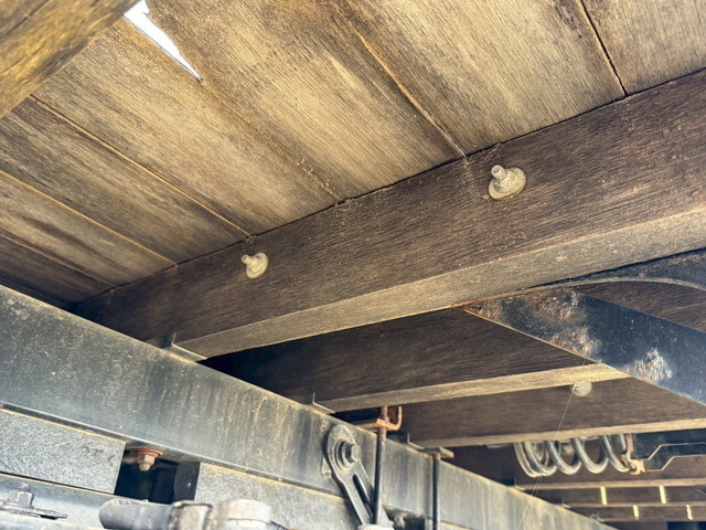 いすゞエルフクレーン3段小型（2t・3t）[写真30]