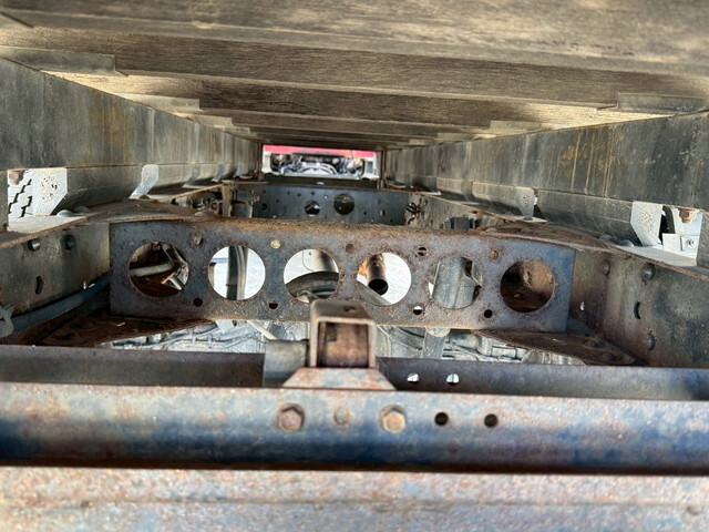 いすゞエルフクレーン3段小型（2t・3t）[写真33]