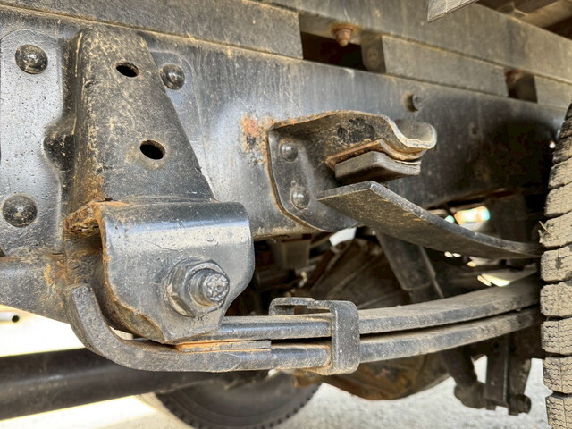 いすゞエルフクレーン3段小型（2t・3t）[写真36]