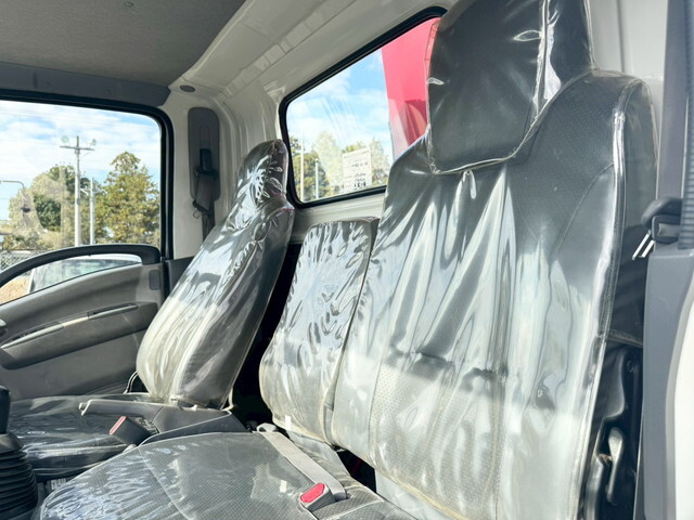 いすゞエルフクレーン3段小型（2t・3t）[写真09]