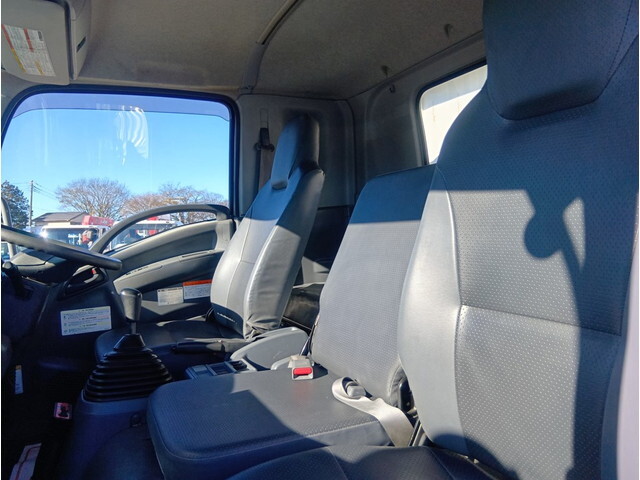 いすゞフォワードダンプ中型（4t）[写真21]