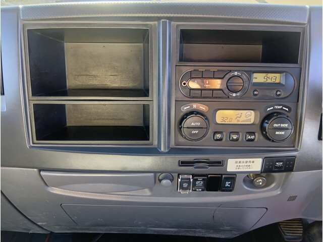 いすゞフォワードダンプ中型（4t）[写真25]