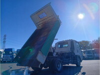 いすゞフォワードダンプ中型（4t）[写真02]