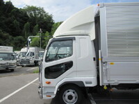 三菱ふそうファイターアルミウイング中型（4t）[写真14]