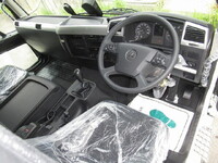 三菱ふそうファイターアルミウイング中型（4t）[写真17]