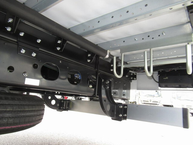 三菱ふそうファイターアルミウイング中型（4t）[写真21]