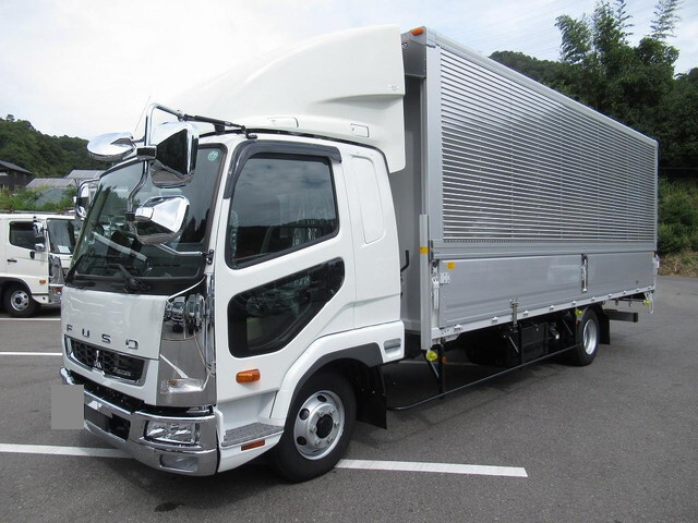 三菱ふそうファイターアルミウイング中型（4t）[写真03]