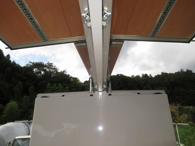 三菱ふそうファイターアルミウイング中型（4t）[写真08]