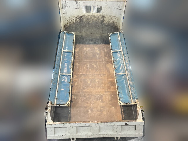 日野レンジャーダンプ中型（4t）[写真10]